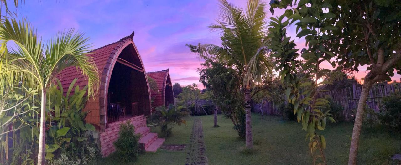 Orange Balangan Bungalow Jimbaran Kültér fotó